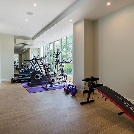 Zircon Hotel Банкок Екстериор снимка