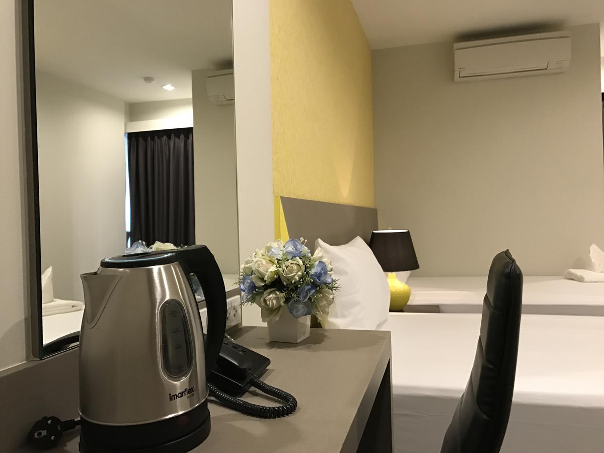 Zircon Hotel Банкок Екстериор снимка