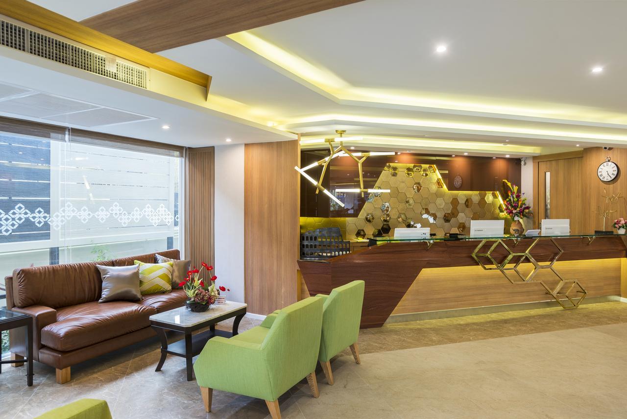 Zircon Hotel Банкок Екстериор снимка